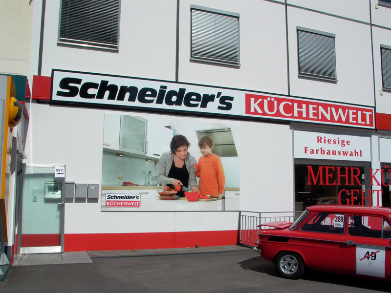 Schilder, Fahrzeugbeschriftung. Grossformatdruck